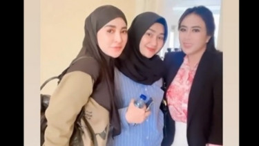 Pertemuan Shandy Purnamasari dengan Septia Siregar 