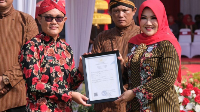 Hari Jadi Kabupaten Klaten ke-218, Kemenkumham Serahkan 18 HAKI