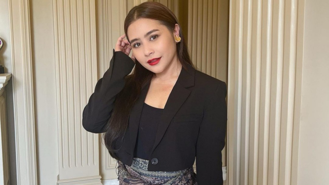 Prilly Latuconsina