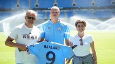 Alfie Haaland (kiri) dan Erling Haaland