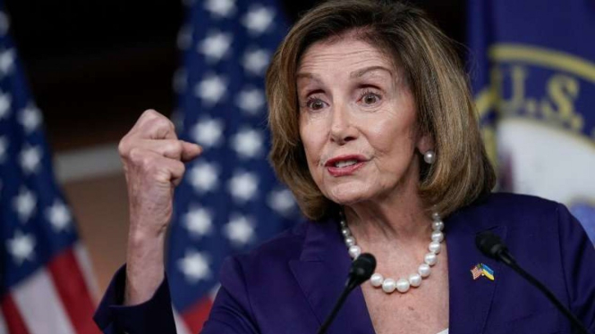 Ketua DPR AS Nancy Pelosi saat bicara soal pengendalian senjata api