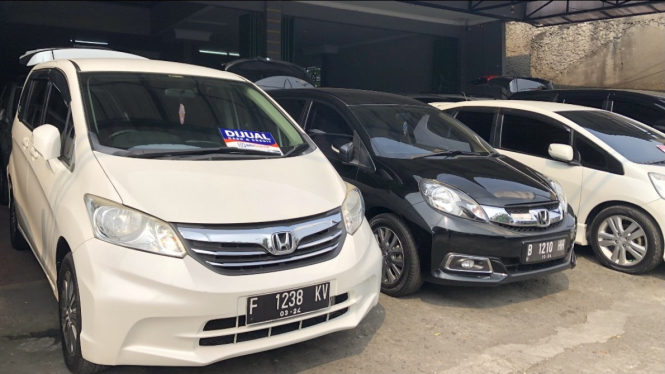 Mobil bekas Honda Jazz di Depok