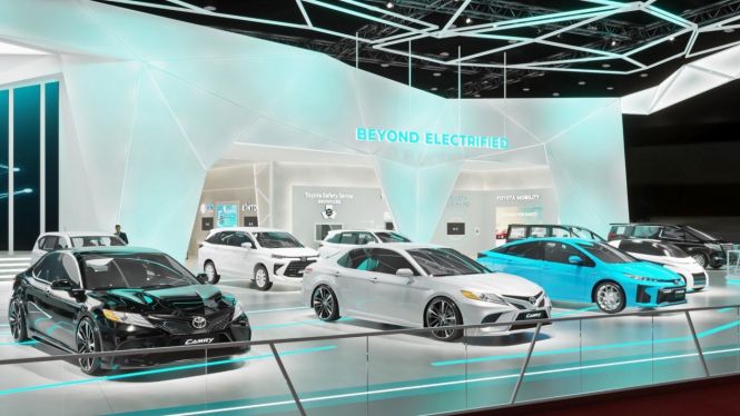 Booth mobil Toyota di GIIAS 2022
