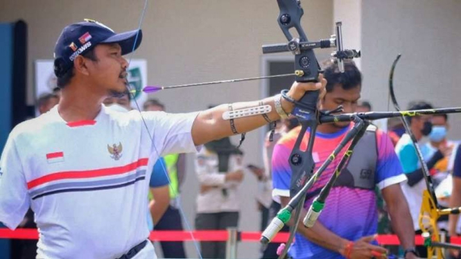 Pemanah Indonesia di ASEAN  Para Games 2022, Kholidin.