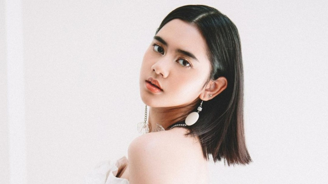 Ziva Magnolya.
