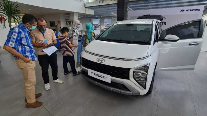 Hyundai Stargazer