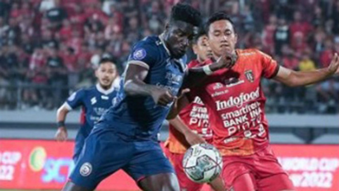 Laga Bali United vs Arema FC