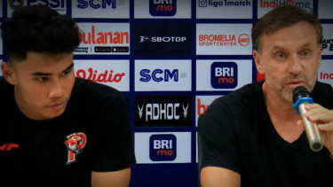 Bek Persija Jakarta, Muhammad Ferrari dan pelatih Thomas Doll