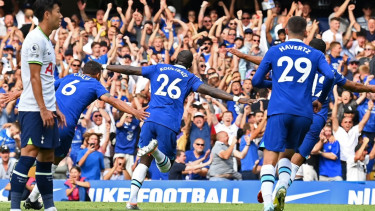 Kalidou Koulibaly mencetak gol untuk Chelsea