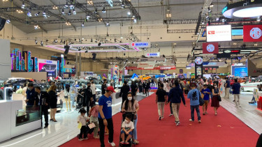 Suasana pameran GIIAS 2022