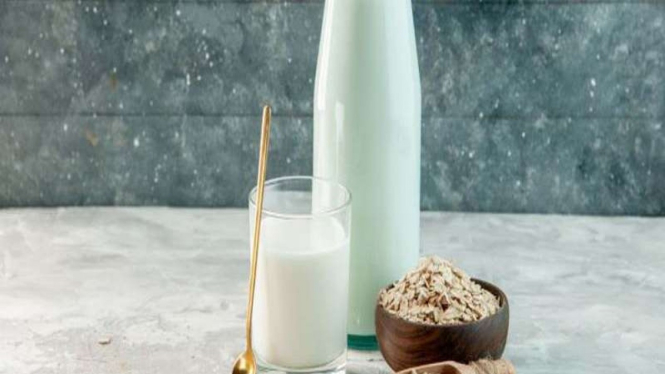 Susu oat atau oat milk