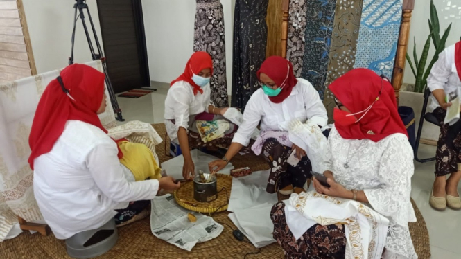Pertamina memberdayakan kelompok pengrajin batik