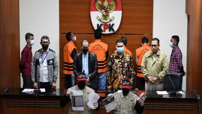 KPK merilis OTT Rektor Unila Karomani dan 3 tersangka lainnya terkait kasus suap