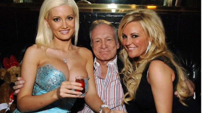 Mantan kekasih Hugh Hefner pendiri Playboy, Bridget Marquardt dan Holly Madison