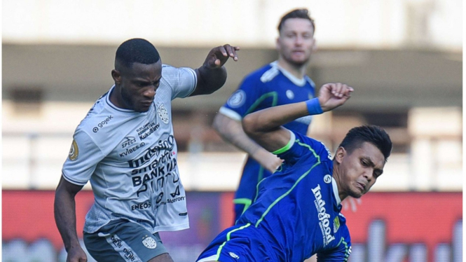 Persib Bandung vs Bali United 2-3