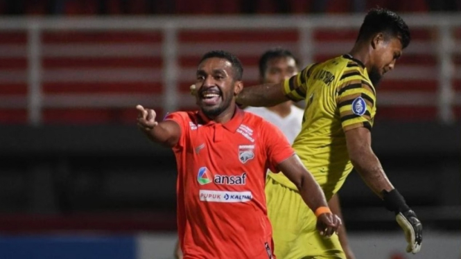 Pemain Borneo FC, Terens Puhiri. 