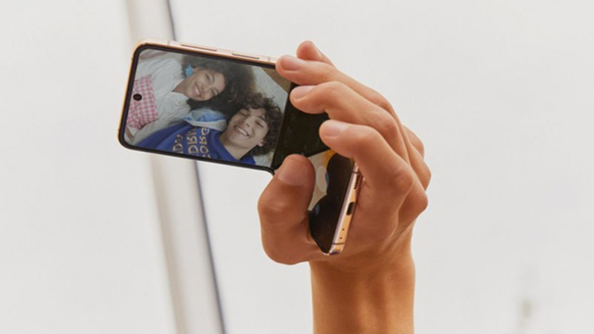Samsung Galaxy Z Flip4 5G