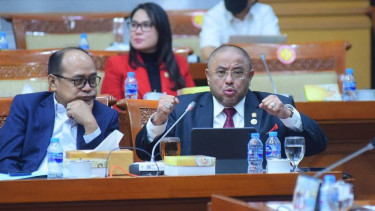 Sekjen PKS yang juga Anggota Komisi III DPR PKS Aboe Bakar Al-Habsyi (kanan).