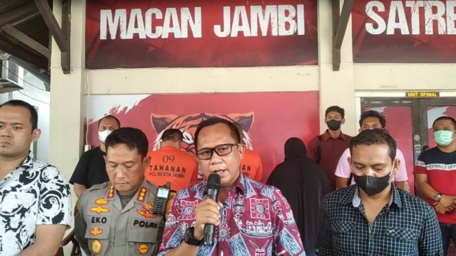 Dirkrimsus Polda Jambi, Kombes Pol Christian Tory.