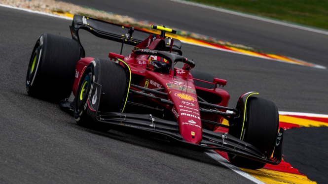 Pembalap Ferrari, Carlos Sainz