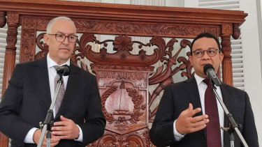 Gubernur DKI Jakarta Anies Baswedan dan Wali Kota Rotterdam Ahmed Aboutaleb.