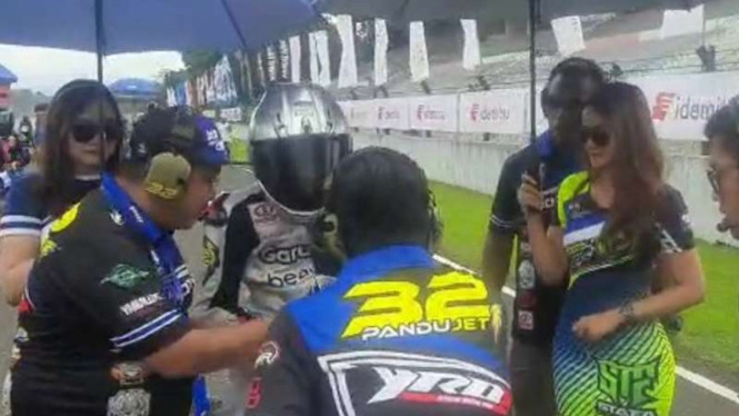  Seri 2 Idemitsu bLU cRU Yamaha Sunday Race 2022