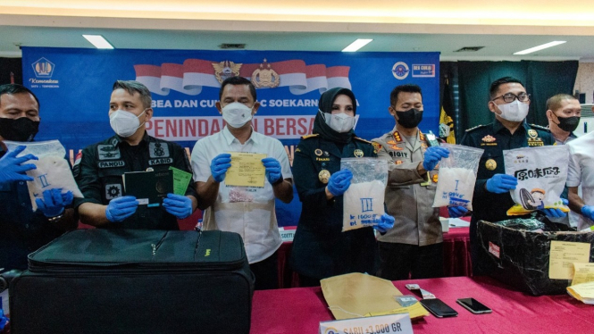 Operasi gabungan Bea Cukai dan Polri gagalkan penyelundupan sabu.