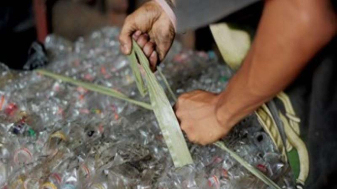 Sampah plastik.