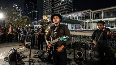Monday Replay di Anjungan Sarinah, Thamrin, Jakarta.