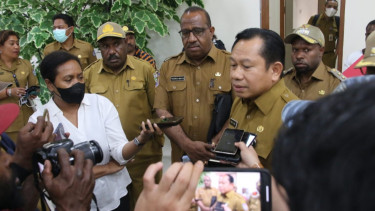 Ketua Pokja III,  Sumule Tumbo