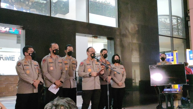  Keterangan pers Irjen Dedi Prasetyo usai sidang etik Kombes Agus Nurpatria