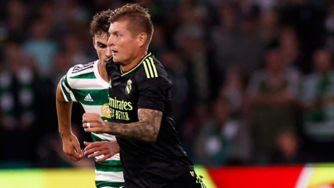 Gelandang Real Madrid, Toni Kroos saat menghadapi Glasgow Celtic
