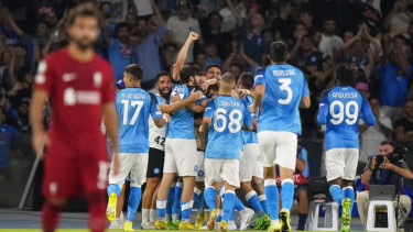 Napoli saat menang atas Liverpool
