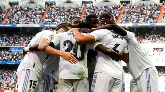 Pemain Real Madrid merayakan gol ke gawang Mallorca