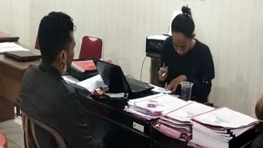ASN di Sinjai sedang diperiksa karena dirinya menendang pengendara perempuan