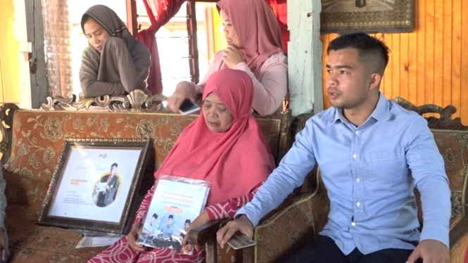 Ibunda dari Fauzan, santri asal Enrekang yang meninggal dunia diduga dianiaya