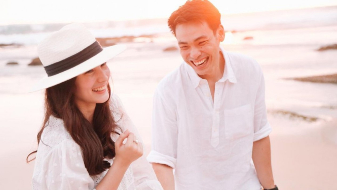 Chelsea Islan dan Rob Clinton