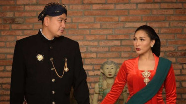 Tata Janeeta dan Brotoseno