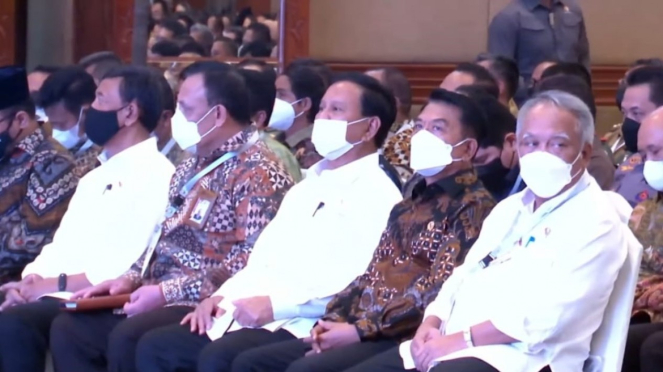 Menteri Kabinet Jokowi Yang Maju Jadi Caleg Atau Capres Di 2024 Didesak ...