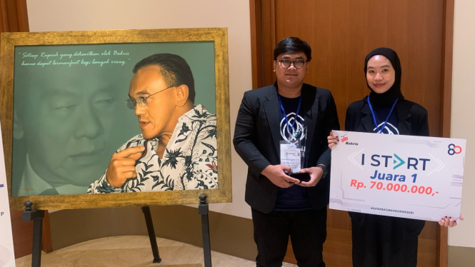 Juara I Kompetisi I-Start, Banana and Partners.