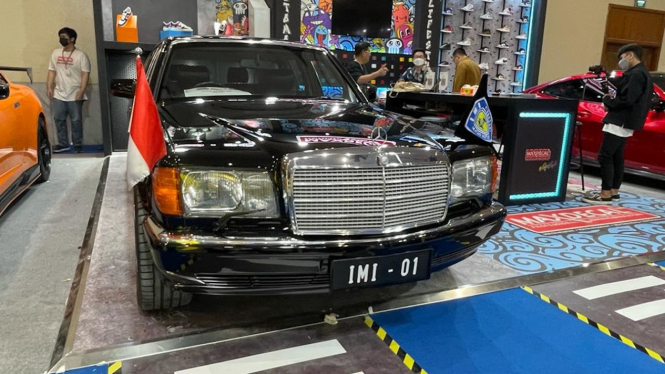 VIVA Otomotif: Mobil klasik Mercedes-Benz eks Soeharto di IMX 2022