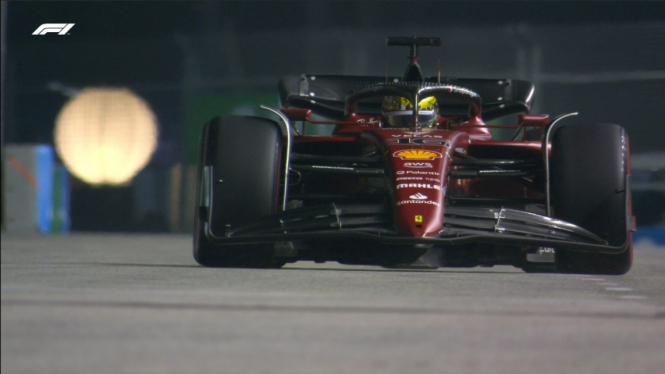 Pembalap Ferrari, Charles Leclerc. 