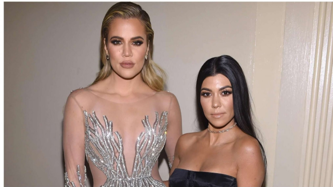 Khloe dan Kourtney Kardashian
