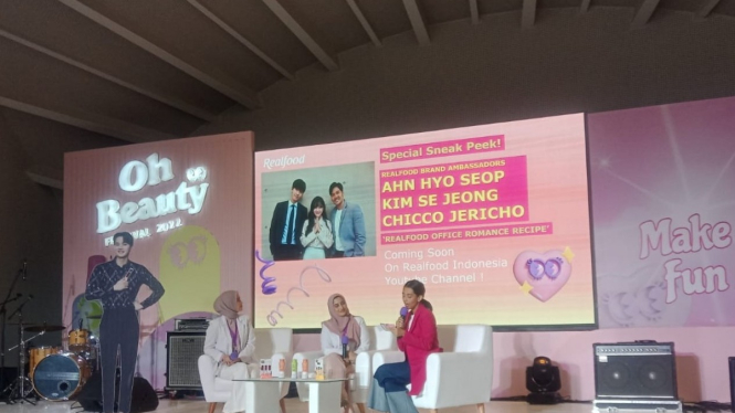 Realfood Beauty Talkshow di acara Oh Beauty Festival 2022