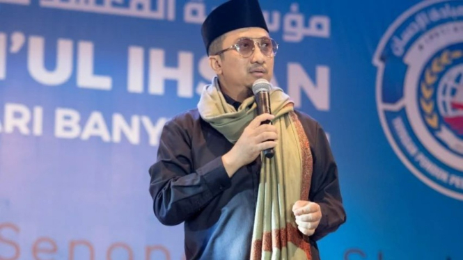 Ustaz Yusuf Mansur.