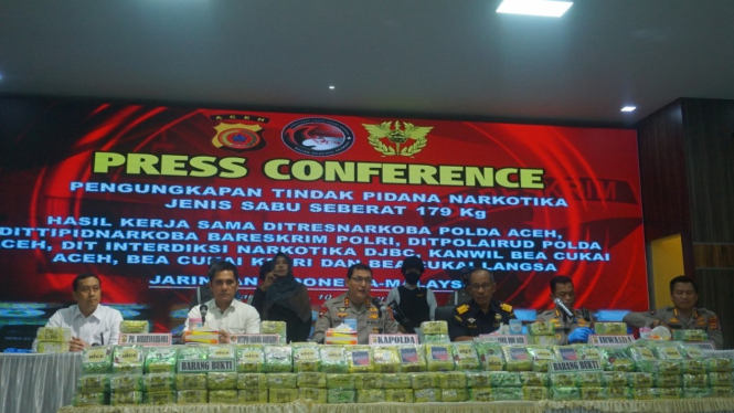 R. Syarif Hidayat, Direktur Interdiksi Narkotika Bea Cukai dalam Konferensi Pers yang digelar Polda Aceh pada Senin (10/10/2022).