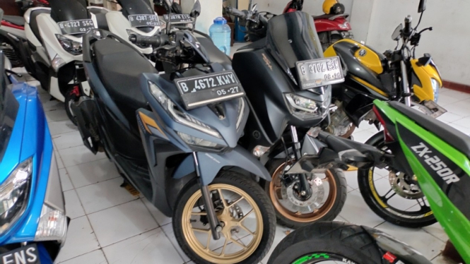 Sepeda Motor bekas Vario 125 di Showroom Sukses Motor Kelapa Dua