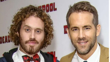 TJ Miller dan Ryan Reynolds