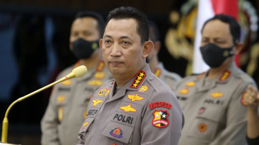 Kapolri Jenderal Listyo Sigit Prabowo, Preskon Narkoba Teddy Minahasa