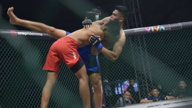 Ananda Wahyu Vs Rama Sabturi di Fight Night 63 One Pride MMA ANTV